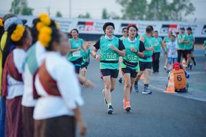 BIB: 72327, 72326
                            <button type="button" onclick="openModal(10459863)" class="btn btn-primary btn-sm float-right btn-popup" data-toggle="modal" data-target=".modal-high-quality">
                        <i class="fas fa-shopping-cart"></i> Add to Cart
                    </button>
                                            <button type="button" onclick="isThisMe(10459863, true)" class="btn btn-success btn-sm float-right btn-popup btn-isme hidden" data-toggle="tooltip" data-placement="bottom" title="นี่คือรูปของคุณใช่ไหม คลิกที่นี่เพื่อเอาเข้าอัลบั้ม">
                        <i class="fas fa-plus"></i> Add to album
                    </button>
                    <button type="button" onclick="isThisMe(10459863, false)" class="btn btn-warning btn-sm float-right btn-popup btn-isnotme hidden">
                        <i class="fas fa-ban"></i> Remove from album
                    </button>