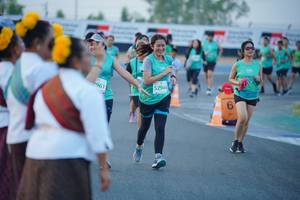 BIB: 52944, 961
                            <button type="button" onclick="openModal(10459929)" class="btn btn-primary btn-sm float-right btn-popup" data-toggle="modal" data-target=".modal-high-quality">
                        <i class="fas fa-shopping-cart"></i> Add to Cart
                    </button>
                                            <button type="button" onclick="isThisMe(10459929, true)" class="btn btn-success btn-sm float-right btn-popup btn-isme hidden" data-toggle="tooltip" data-placement="bottom" title="นี่คือรูปของคุณใช่ไหม คลิกที่นี่เพื่อเอาเข้าอัลบั้ม">
                        <i class="fas fa-plus"></i> Add to album
                    </button>
                    <button type="button" onclick="isThisMe(10459929, false)" class="btn btn-warning btn-sm float-right btn-popup btn-isnotme hidden">
                        <i class="fas fa-ban"></i> Remove from album
                    </button>