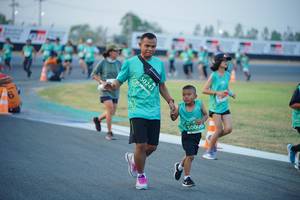 BIB: 50243, 006
                            <button type="button" onclick="openModal(10457248)" class="btn btn-primary btn-sm float-right btn-popup" data-toggle="modal" data-target=".modal-high-quality">
                        <i class="fas fa-shopping-cart"></i> Add to Cart
                    </button>
                                            <button type="button" onclick="isThisMe(10457248, true)" class="btn btn-success btn-sm float-right btn-popup btn-isme hidden" data-toggle="tooltip" data-placement="bottom" title="นี่คือรูปของคุณใช่ไหม คลิกที่นี่เพื่อเอาเข้าอัลบั้ม">
                        <i class="fas fa-plus"></i> Add to album
                    </button>
                    <button type="button" onclick="isThisMe(10457248, false)" class="btn btn-warning btn-sm float-right btn-popup btn-isnotme hidden">
                        <i class="fas fa-ban"></i> Remove from album
                    </button>