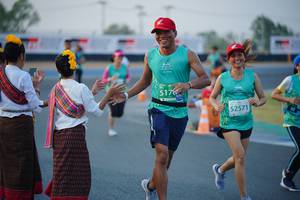 BIB: 5176, 52571
                            <button type="button" onclick="openModal(10453706)" class="btn btn-primary btn-sm float-right btn-popup" data-toggle="modal" data-target=".modal-high-quality">
                        <i class="fas fa-shopping-cart"></i> Add to Cart
                    </button>
                                            <button type="button" onclick="isThisMe(10453706, true)" class="btn btn-success btn-sm float-right btn-popup btn-isme hidden" data-toggle="tooltip" data-placement="bottom" title="นี่คือรูปของคุณใช่ไหม คลิกที่นี่เพื่อเอาเข้าอัลบั้ม">
                        <i class="fas fa-plus"></i> Add to album
                    </button>
                    <button type="button" onclick="isThisMe(10453706, false)" class="btn btn-warning btn-sm float-right btn-popup btn-isnotme hidden">
                        <i class="fas fa-ban"></i> Remove from album
                    </button>