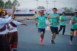 BIB: 51725, 50366
                            <button type="button" onclick="openModal(10452722)" class="btn btn-primary btn-sm float-right btn-popup" data-toggle="modal" data-target=".modal-high-quality">
                        <i class="fas fa-shopping-cart"></i> Add to Cart
                    </button>
                                            <button type="button" onclick="isThisMe(10452722, true)" class="btn btn-success btn-sm float-right btn-popup btn-isme hidden" data-toggle="tooltip" data-placement="bottom" title="นี่คือรูปของคุณใช่ไหม คลิกที่นี่เพื่อเอาเข้าอัลบั้ม">
                        <i class="fas fa-plus"></i> Add to album
                    </button>
                    <button type="button" onclick="isThisMe(10452722, false)" class="btn btn-warning btn-sm float-right btn-popup btn-isnotme hidden">
                        <i class="fas fa-ban"></i> Remove from album
                    </button>