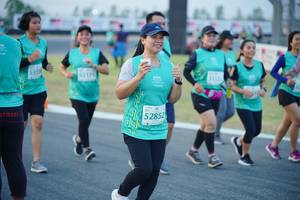 BIB: 5318, 53175, 52852
                            <button type="button" onclick="openModal(10458071)" class="btn btn-primary btn-sm float-right btn-popup" data-toggle="modal" data-target=".modal-high-quality">
                        <i class="fas fa-shopping-cart"></i> Add to Cart
                    </button>
                                            <button type="button" onclick="isThisMe(10458071, true)" class="btn btn-success btn-sm float-right btn-popup btn-isme hidden" data-toggle="tooltip" data-placement="bottom" title="นี่คือรูปของคุณใช่ไหม คลิกที่นี่เพื่อเอาเข้าอัลบั้ม">
                        <i class="fas fa-plus"></i> Add to album
                    </button>
                    <button type="button" onclick="isThisMe(10458071, false)" class="btn btn-warning btn-sm float-right btn-popup btn-isnotme hidden">
                        <i class="fas fa-ban"></i> Remove from album
                    </button>