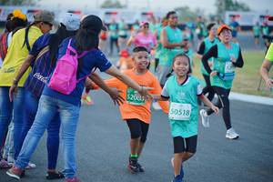 BIB: 52083, 50518
                            <button type="button" onclick="openModal(10456513)" class="btn btn-primary btn-sm float-right btn-popup" data-toggle="modal" data-target=".modal-high-quality">
                        <i class="fas fa-shopping-cart"></i> Add to Cart
                    </button>
                                            <button type="button" onclick="isThisMe(10456513, true)" class="btn btn-success btn-sm float-right btn-popup btn-isme hidden" data-toggle="tooltip" data-placement="bottom" title="นี่คือรูปของคุณใช่ไหม คลิกที่นี่เพื่อเอาเข้าอัลบั้ม">
                        <i class="fas fa-plus"></i> Add to album
                    </button>
                    <button type="button" onclick="isThisMe(10456513, false)" class="btn btn-warning btn-sm float-right btn-popup btn-isnotme hidden">
                        <i class="fas fa-ban"></i> Remove from album
                    </button>