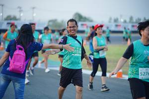 BIB: 31550, 5276
                            <button type="button" onclick="openModal(10457199)" class="btn btn-primary btn-sm float-right btn-popup" data-toggle="modal" data-target=".modal-high-quality">
                        <i class="fas fa-shopping-cart"></i> Add to Cart
                    </button>
                                            <button type="button" onclick="isThisMe(10457199, true)" class="btn btn-success btn-sm float-right btn-popup btn-isme hidden" data-toggle="tooltip" data-placement="bottom" title="นี่คือรูปของคุณใช่ไหม คลิกที่นี่เพื่อเอาเข้าอัลบั้ม">
                        <i class="fas fa-plus"></i> Add to album
                    </button>
                    <button type="button" onclick="isThisMe(10457199, false)" class="btn btn-warning btn-sm float-right btn-popup btn-isnotme hidden">
                        <i class="fas fa-ban"></i> Remove from album
                    </button>