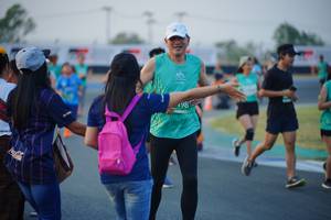 BIB: 198
                            <button type="button" onclick="openModal(10454045)" class="btn btn-primary btn-sm float-right btn-popup" data-toggle="modal" data-target=".modal-high-quality">
                        <i class="fas fa-shopping-cart"></i> Add to Cart
                    </button>
                                            <button type="button" onclick="isThisMe(10454045, true)" class="btn btn-success btn-sm float-right btn-popup btn-isme hidden" data-toggle="tooltip" data-placement="bottom" title="นี่คือรูปของคุณใช่ไหม คลิกที่นี่เพื่อเอาเข้าอัลบั้ม">
                        <i class="fas fa-plus"></i> Add to album
                    </button>
                    <button type="button" onclick="isThisMe(10454045, false)" class="btn btn-warning btn-sm float-right btn-popup btn-isnotme hidden">
                        <i class="fas fa-ban"></i> Remove from album
                    </button>