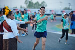 BIB: 065, 0671
                            <button type="button" onclick="openModal(10460693)" class="btn btn-primary btn-sm float-right btn-popup" data-toggle="modal" data-target=".modal-high-quality">
                        <i class="fas fa-shopping-cart"></i> Add to Cart
                    </button>
                                            <button type="button" onclick="isThisMe(10460693, true)" class="btn btn-success btn-sm float-right btn-popup btn-isme hidden" data-toggle="tooltip" data-placement="bottom" title="นี่คือรูปของคุณใช่ไหม คลิกที่นี่เพื่อเอาเข้าอัลบั้ม">
                        <i class="fas fa-plus"></i> Add to album
                    </button>
                    <button type="button" onclick="isThisMe(10460693, false)" class="btn btn-warning btn-sm float-right btn-popup btn-isnotme hidden">
                        <i class="fas fa-ban"></i> Remove from album
                    </button>