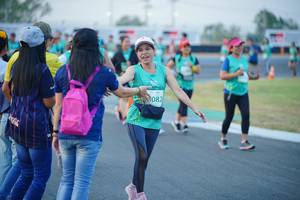 BIB: 082
                            <button type="button" onclick="openModal(10457452)" class="btn btn-primary btn-sm float-right btn-popup" data-toggle="modal" data-target=".modal-high-quality">
                        <i class="fas fa-shopping-cart"></i> Add to Cart
                    </button>
                                            <button type="button" onclick="isThisMe(10457452, true)" class="btn btn-success btn-sm float-right btn-popup btn-isme hidden" data-toggle="tooltip" data-placement="bottom" title="นี่คือรูปของคุณใช่ไหม คลิกที่นี่เพื่อเอาเข้าอัลบั้ม">
                        <i class="fas fa-plus"></i> Add to album
                    </button>
                    <button type="button" onclick="isThisMe(10457452, false)" class="btn btn-warning btn-sm float-right btn-popup btn-isnotme hidden">
                        <i class="fas fa-ban"></i> Remove from album
                    </button>