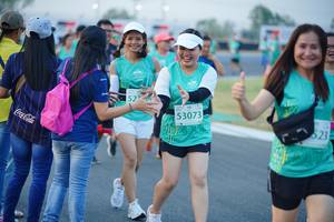 BIB: 53073, 523
                            <button type="button" onclick="openModal(10457687)" class="btn btn-primary btn-sm float-right btn-popup" data-toggle="modal" data-target=".modal-high-quality">
                        <i class="fas fa-shopping-cart"></i> Add to Cart
                    </button>
                                            <button type="button" onclick="isThisMe(10457687, true)" class="btn btn-success btn-sm float-right btn-popup btn-isme hidden" data-toggle="tooltip" data-placement="bottom" title="นี่คือรูปของคุณใช่ไหม คลิกที่นี่เพื่อเอาเข้าอัลบั้ม">
                        <i class="fas fa-plus"></i> Add to album
                    </button>
                    <button type="button" onclick="isThisMe(10457687, false)" class="btn btn-warning btn-sm float-right btn-popup btn-isnotme hidden">
                        <i class="fas fa-ban"></i> Remove from album
                    </button>