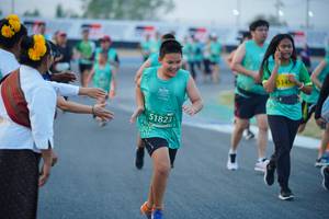 BIB: 1823
                            <button type="button" onclick="openModal(10460082)" class="btn btn-primary btn-sm float-right btn-popup" data-toggle="modal" data-target=".modal-high-quality">
                        <i class="fas fa-shopping-cart"></i> Add to Cart
                    </button>
                                            <button type="button" onclick="isThisMe(10460082, true)" class="btn btn-success btn-sm float-right btn-popup btn-isme hidden" data-toggle="tooltip" data-placement="bottom" title="นี่คือรูปของคุณใช่ไหม คลิกที่นี่เพื่อเอาเข้าอัลบั้ม">
                        <i class="fas fa-plus"></i> Add to album
                    </button>
                    <button type="button" onclick="isThisMe(10460082, false)" class="btn btn-warning btn-sm float-right btn-popup btn-isnotme hidden">
                        <i class="fas fa-ban"></i> Remove from album
                    </button>