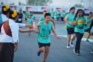 BIB: 53452, 1825
                            <button type="button" onclick="openModal(10460084)" class="btn btn-primary btn-sm float-right btn-popup" data-toggle="modal" data-target=".modal-high-quality">
                        <i class="fas fa-shopping-cart"></i> Add to Cart
                    </button>
                                            <button type="button" onclick="isThisMe(10460084, true)" class="btn btn-success btn-sm float-right btn-popup btn-isme hidden" data-toggle="tooltip" data-placement="bottom" title="นี่คือรูปของคุณใช่ไหม คลิกที่นี่เพื่อเอาเข้าอัลบั้ม">
                        <i class="fas fa-plus"></i> Add to album
                    </button>
                    <button type="button" onclick="isThisMe(10460084, false)" class="btn btn-warning btn-sm float-right btn-popup btn-isnotme hidden">
                        <i class="fas fa-ban"></i> Remove from album
                    </button>