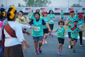 BIB: 108, 51513, 51528
                            <button type="button" onclick="openModal(10460823)" class="btn btn-primary btn-sm float-right btn-popup" data-toggle="modal" data-target=".modal-high-quality">
                        <i class="fas fa-shopping-cart"></i> Add to Cart
                    </button>
                                            <button type="button" onclick="isThisMe(10460823, true)" class="btn btn-success btn-sm float-right btn-popup btn-isme hidden" data-toggle="tooltip" data-placement="bottom" title="นี่คือรูปของคุณใช่ไหม คลิกที่นี่เพื่อเอาเข้าอัลบั้ม">
                        <i class="fas fa-plus"></i> Add to album
                    </button>
                    <button type="button" onclick="isThisMe(10460823, false)" class="btn btn-warning btn-sm float-right btn-popup btn-isnotme hidden">
                        <i class="fas fa-ban"></i> Remove from album
                    </button>