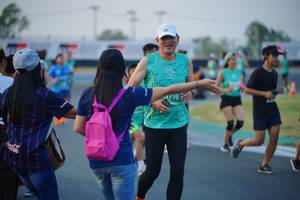 BIB: 198
                            <button type="button" onclick="openModal(10454063)" class="btn btn-primary btn-sm float-right btn-popup" data-toggle="modal" data-target=".modal-high-quality">
                        <i class="fas fa-shopping-cart"></i> Add to Cart
                    </button>
                                            <button type="button" onclick="isThisMe(10454063, true)" class="btn btn-success btn-sm float-right btn-popup btn-isme hidden" data-toggle="tooltip" data-placement="bottom" title="นี่คือรูปของคุณใช่ไหม คลิกที่นี่เพื่อเอาเข้าอัลบั้ม">
                        <i class="fas fa-plus"></i> Add to album
                    </button>
                    <button type="button" onclick="isThisMe(10454063, false)" class="btn btn-warning btn-sm float-right btn-popup btn-isnotme hidden">
                        <i class="fas fa-ban"></i> Remove from album
                    </button>