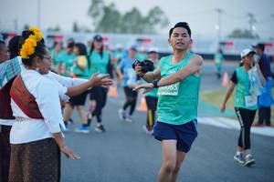 BIB: 065
                            <button type="button" onclick="openModal(10460697)" class="btn btn-primary btn-sm float-right btn-popup" data-toggle="modal" data-target=".modal-high-quality">
                        <i class="fas fa-shopping-cart"></i> Add to Cart
                    </button>
                                            <button type="button" onclick="isThisMe(10460697, true)" class="btn btn-success btn-sm float-right btn-popup btn-isme hidden" data-toggle="tooltip" data-placement="bottom" title="นี่คือรูปของคุณใช่ไหม คลิกที่นี่เพื่อเอาเข้าอัลบั้ม">
                        <i class="fas fa-plus"></i> Add to album
                    </button>
                    <button type="button" onclick="isThisMe(10460697, false)" class="btn btn-warning btn-sm float-right btn-popup btn-isnotme hidden">
                        <i class="fas fa-ban"></i> Remove from album
                    </button>