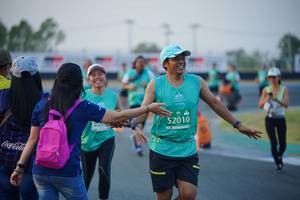 BIB: 52010
                            <button type="button" onclick="openModal(10454152)" class="btn btn-primary btn-sm float-right btn-popup" data-toggle="modal" data-target=".modal-high-quality">
                        <i class="fas fa-shopping-cart"></i> Add to Cart
                    </button>
                                            <button type="button" onclick="isThisMe(10454152, true)" class="btn btn-success btn-sm float-right btn-popup btn-isme hidden" data-toggle="tooltip" data-placement="bottom" title="นี่คือรูปของคุณใช่ไหม คลิกที่นี่เพื่อเอาเข้าอัลบั้ม">
                        <i class="fas fa-plus"></i> Add to album
                    </button>
                    <button type="button" onclick="isThisMe(10454152, false)" class="btn btn-warning btn-sm float-right btn-popup btn-isnotme hidden">
                        <i class="fas fa-ban"></i> Remove from album
                    </button>