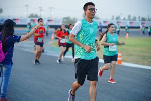 BIB: 3328
                            <button type="button" onclick="openModal(10456839)" class="btn btn-primary btn-sm float-right btn-popup" data-toggle="modal" data-target=".modal-high-quality">
                        <i class="fas fa-shopping-cart"></i> Add to Cart
                    </button>
                                            <button type="button" onclick="isThisMe(10456839, true)" class="btn btn-success btn-sm float-right btn-popup btn-isme hidden" data-toggle="tooltip" data-placement="bottom" title="นี่คือรูปของคุณใช่ไหม คลิกที่นี่เพื่อเอาเข้าอัลบั้ม">
                        <i class="fas fa-plus"></i> Add to album
                    </button>
                    <button type="button" onclick="isThisMe(10456839, false)" class="btn btn-warning btn-sm float-right btn-popup btn-isnotme hidden">
                        <i class="fas fa-ban"></i> Remove from album
                    </button>