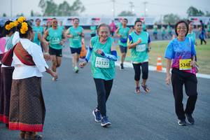 BIB: 1257, 53122, 5343
                            <button type="button" onclick="openModal(10459304)" class="btn btn-primary btn-sm float-right btn-popup" data-toggle="modal" data-target=".modal-high-quality">
                        <i class="fas fa-shopping-cart"></i> Add to Cart
                    </button>
                                            <button type="button" onclick="isThisMe(10459304, true)" class="btn btn-success btn-sm float-right btn-popup btn-isme hidden" data-toggle="tooltip" data-placement="bottom" title="นี่คือรูปของคุณใช่ไหม คลิกที่นี่เพื่อเอาเข้าอัลบั้ม">
                        <i class="fas fa-plus"></i> Add to album
                    </button>
                    <button type="button" onclick="isThisMe(10459304, false)" class="btn btn-warning btn-sm float-right btn-popup btn-isnotme hidden">
                        <i class="fas fa-ban"></i> Remove from album
                    </button>