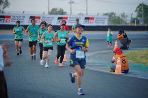 BIB: 0127, 296, 528
                            <button type="button" onclick="openModal(10452849)" class="btn btn-primary btn-sm float-right btn-popup" data-toggle="modal" data-target=".modal-high-quality">
                        <i class="fas fa-shopping-cart"></i> Add to Cart
                    </button>
                                            <button type="button" onclick="isThisMe(10452849, true)" class="btn btn-success btn-sm float-right btn-popup btn-isme hidden" data-toggle="tooltip" data-placement="bottom" title="นี่คือรูปของคุณใช่ไหม คลิกที่นี่เพื่อเอาเข้าอัลบั้ม">
                        <i class="fas fa-plus"></i> Add to album
                    </button>
                    <button type="button" onclick="isThisMe(10452849, false)" class="btn btn-warning btn-sm float-right btn-popup btn-isnotme hidden">
                        <i class="fas fa-ban"></i> Remove from album
                    </button>