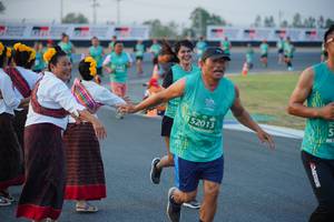 BIB: 52013
                            <button type="button" onclick="openModal(10453293)" class="btn btn-primary btn-sm float-right btn-popup" data-toggle="modal" data-target=".modal-high-quality">
                        <i class="fas fa-shopping-cart"></i> Add to Cart
                    </button>
                                            <button type="button" onclick="isThisMe(10453293, true)" class="btn btn-success btn-sm float-right btn-popup btn-isme hidden" data-toggle="tooltip" data-placement="bottom" title="นี่คือรูปของคุณใช่ไหม คลิกที่นี่เพื่อเอาเข้าอัลบั้ม">
                        <i class="fas fa-plus"></i> Add to album
                    </button>
                    <button type="button" onclick="isThisMe(10453293, false)" class="btn btn-warning btn-sm float-right btn-popup btn-isnotme hidden">
                        <i class="fas fa-ban"></i> Remove from album
                    </button>