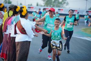 BIB: 8337, 53027, 51503
                            <button type="button" onclick="openModal(10458424)" class="btn btn-primary btn-sm float-right btn-popup" data-toggle="modal" data-target=".modal-high-quality">
                        <i class="fas fa-shopping-cart"></i> Add to Cart
                    </button>
                                            <button type="button" onclick="isThisMe(10458424, true)" class="btn btn-success btn-sm float-right btn-popup btn-isme hidden" data-toggle="tooltip" data-placement="bottom" title="นี่คือรูปของคุณใช่ไหม คลิกที่นี่เพื่อเอาเข้าอัลบั้ม">
                        <i class="fas fa-plus"></i> Add to album
                    </button>
                    <button type="button" onclick="isThisMe(10458424, false)" class="btn btn-warning btn-sm float-right btn-popup btn-isnotme hidden">
                        <i class="fas fa-ban"></i> Remove from album
                    </button>