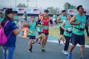 BIB: 1144, 51888, 50414, 5256
                            <button type="button" onclick="openModal(10470192)" class="btn btn-primary btn-sm float-right btn-popup" data-toggle="modal" data-target=".modal-high-quality">
                        <i class="fas fa-shopping-cart"></i> Add to Cart
                    </button>
                                            <button type="button" onclick="isThisMe(10470192, true)" class="btn btn-success btn-sm float-right btn-popup btn-isme hidden" data-toggle="tooltip" data-placement="bottom" title="นี่คือรูปของคุณใช่ไหม คลิกที่นี่เพื่อเอาเข้าอัลบั้ม">
                        <i class="fas fa-plus"></i> Add to album
                    </button>
                    <button type="button" onclick="isThisMe(10470192, false)" class="btn btn-warning btn-sm float-right btn-popup btn-isnotme hidden">
                        <i class="fas fa-ban"></i> Remove from album
                    </button>