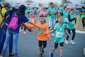 BIB: 50518, 2085
                            <button type="button" onclick="openModal(10456514)" class="btn btn-primary btn-sm float-right btn-popup" data-toggle="modal" data-target=".modal-high-quality">
                        <i class="fas fa-shopping-cart"></i> Add to Cart
                    </button>
                                            <button type="button" onclick="isThisMe(10456514, true)" class="btn btn-success btn-sm float-right btn-popup btn-isme hidden" data-toggle="tooltip" data-placement="bottom" title="นี่คือรูปของคุณใช่ไหม คลิกที่นี่เพื่อเอาเข้าอัลบั้ม">
                        <i class="fas fa-plus"></i> Add to album
                    </button>
                    <button type="button" onclick="isThisMe(10456514, false)" class="btn btn-warning btn-sm float-right btn-popup btn-isnotme hidden">
                        <i class="fas fa-ban"></i> Remove from album
                    </button>