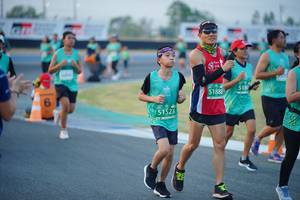 BIB: 5180, 51888, 51523
                            <button type="button" onclick="openModal(10470260)" class="btn btn-primary btn-sm float-right btn-popup" data-toggle="modal" data-target=".modal-high-quality">
                        <i class="fas fa-shopping-cart"></i> Add to Cart
                    </button>
                                            <button type="button" onclick="isThisMe(10470260, true)" class="btn btn-success btn-sm float-right btn-popup btn-isme hidden" data-toggle="tooltip" data-placement="bottom" title="นี่คือรูปของคุณใช่ไหม คลิกที่นี่เพื่อเอาเข้าอัลบั้ม">
                        <i class="fas fa-plus"></i> Add to album
                    </button>
                    <button type="button" onclick="isThisMe(10470260, false)" class="btn btn-warning btn-sm float-right btn-popup btn-isnotme hidden">
                        <i class="fas fa-ban"></i> Remove from album
                    </button>