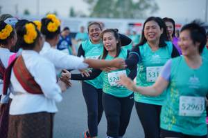 BIB: 531, 524, 52963
                            <button type="button" onclick="openModal(10460651)" class="btn btn-primary btn-sm float-right btn-popup" data-toggle="modal" data-target=".modal-high-quality">
                        <i class="fas fa-shopping-cart"></i> Add to Cart
                    </button>
                                            <button type="button" onclick="isThisMe(10460651, true)" class="btn btn-success btn-sm float-right btn-popup btn-isme hidden" data-toggle="tooltip" data-placement="bottom" title="นี่คือรูปของคุณใช่ไหม คลิกที่นี่เพื่อเอาเข้าอัลบั้ม">
                        <i class="fas fa-plus"></i> Add to album
                    </button>
                    <button type="button" onclick="isThisMe(10460651, false)" class="btn btn-warning btn-sm float-right btn-popup btn-isnotme hidden">
                        <i class="fas fa-ban"></i> Remove from album
                    </button>