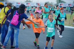 BIB: 50518
                            <button type="button" onclick="openModal(10456512)" class="btn btn-primary btn-sm float-right btn-popup" data-toggle="modal" data-target=".modal-high-quality">
                        <i class="fas fa-shopping-cart"></i> Add to Cart
                    </button>
                                            <button type="button" onclick="isThisMe(10456512, true)" class="btn btn-success btn-sm float-right btn-popup btn-isme hidden" data-toggle="tooltip" data-placement="bottom" title="นี่คือรูปของคุณใช่ไหม คลิกที่นี่เพื่อเอาเข้าอัลบั้ม">
                        <i class="fas fa-plus"></i> Add to album
                    </button>
                    <button type="button" onclick="isThisMe(10456512, false)" class="btn btn-warning btn-sm float-right btn-popup btn-isnotme hidden">
                        <i class="fas fa-ban"></i> Remove from album
                    </button>