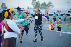 BIB: 1341, 018, 5344
                            <button type="button" onclick="openModal(10458268)" class="btn btn-primary btn-sm float-right btn-popup" data-toggle="modal" data-target=".modal-high-quality">
                        <i class="fas fa-shopping-cart"></i> Add to Cart
                    </button>
                                            <button type="button" onclick="isThisMe(10458268, true)" class="btn btn-success btn-sm float-right btn-popup btn-isme hidden" data-toggle="tooltip" data-placement="bottom" title="นี่คือรูปของคุณใช่ไหม คลิกที่นี่เพื่อเอาเข้าอัลบั้ม">
                        <i class="fas fa-plus"></i> Add to album
                    </button>
                    <button type="button" onclick="isThisMe(10458268, false)" class="btn btn-warning btn-sm float-right btn-popup btn-isnotme hidden">
                        <i class="fas fa-ban"></i> Remove from album
                    </button>