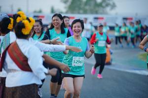 BIB: 52963
                            <button type="button" onclick="openModal(10460602)" class="btn btn-primary btn-sm float-right btn-popup" data-toggle="modal" data-target=".modal-high-quality">
                        <i class="fas fa-shopping-cart"></i> Add to Cart
                    </button>
                                            <button type="button" onclick="isThisMe(10460602, true)" class="btn btn-success btn-sm float-right btn-popup btn-isme hidden" data-toggle="tooltip" data-placement="bottom" title="นี่คือรูปของคุณใช่ไหม คลิกที่นี่เพื่อเอาเข้าอัลบั้ม">
                        <i class="fas fa-plus"></i> Add to album
                    </button>
                    <button type="button" onclick="isThisMe(10460602, false)" class="btn btn-warning btn-sm float-right btn-popup btn-isnotme hidden">
                        <i class="fas fa-ban"></i> Remove from album
                    </button>