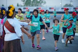 BIB: 3285, 51513, 51528
                            <button type="button" onclick="openModal(10460825)" class="btn btn-primary btn-sm float-right btn-popup" data-toggle="modal" data-target=".modal-high-quality">
                        <i class="fas fa-shopping-cart"></i> Add to Cart
                    </button>
                                            <button type="button" onclick="isThisMe(10460825, true)" class="btn btn-success btn-sm float-right btn-popup btn-isme hidden" data-toggle="tooltip" data-placement="bottom" title="นี่คือรูปของคุณใช่ไหม คลิกที่นี่เพื่อเอาเข้าอัลบั้ม">
                        <i class="fas fa-plus"></i> Add to album
                    </button>
                    <button type="button" onclick="isThisMe(10460825, false)" class="btn btn-warning btn-sm float-right btn-popup btn-isnotme hidden">
                        <i class="fas fa-ban"></i> Remove from album
                    </button>