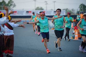 BIB: 51870, 50366, 51725, 527
                            <button type="button" onclick="openModal(10452729)" class="btn btn-primary btn-sm float-right btn-popup" data-toggle="modal" data-target=".modal-high-quality">
                        <i class="fas fa-shopping-cart"></i> Add to Cart
                    </button>
                                            <button type="button" onclick="isThisMe(10452729, true)" class="btn btn-success btn-sm float-right btn-popup btn-isme hidden" data-toggle="tooltip" data-placement="bottom" title="นี่คือรูปของคุณใช่ไหม คลิกที่นี่เพื่อเอาเข้าอัลบั้ม">
                        <i class="fas fa-plus"></i> Add to album
                    </button>
                    <button type="button" onclick="isThisMe(10452729, false)" class="btn btn-warning btn-sm float-right btn-popup btn-isnotme hidden">
                        <i class="fas fa-ban"></i> Remove from album
                    </button>