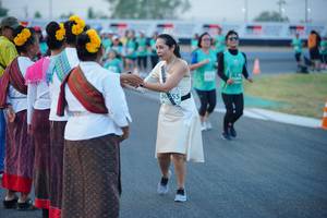 BIB: 
                            <button type="button" onclick="openModal(10460949)" class="btn btn-primary btn-sm float-right btn-popup" data-toggle="modal" data-target=".modal-high-quality">
                        <i class="fas fa-shopping-cart"></i> Add to Cart
                    </button>
                                            <button type="button" onclick="isThisMe(10460949, true)" class="btn btn-success btn-sm float-right btn-popup btn-isme hidden" data-toggle="tooltip" data-placement="bottom" title="นี่คือรูปของคุณใช่ไหม คลิกที่นี่เพื่อเอาเข้าอัลบั้ม">
                        <i class="fas fa-plus"></i> Add to album
                    </button>
                    <button type="button" onclick="isThisMe(10460949, false)" class="btn btn-warning btn-sm float-right btn-popup btn-isnotme hidden">
                        <i class="fas fa-ban"></i> Remove from album
                    </button>