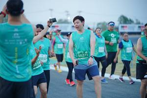 BIB: 1037, 5014, 50271
                            <button type="button" onclick="openModal(10466600)" class="btn btn-primary btn-sm float-right btn-popup" data-toggle="modal" data-target=".modal-high-quality">
                        <i class="fas fa-shopping-cart"></i> Add to Cart
                    </button>
                                            <button type="button" onclick="isThisMe(10466600, true)" class="btn btn-success btn-sm float-right btn-popup btn-isme hidden" data-toggle="tooltip" data-placement="bottom" title="นี่คือรูปของคุณใช่ไหม คลิกที่นี่เพื่อเอาเข้าอัลบั้ม">
                        <i class="fas fa-plus"></i> Add to album
                    </button>
                    <button type="button" onclick="isThisMe(10466600, false)" class="btn btn-warning btn-sm float-right btn-popup btn-isnotme hidden">
                        <i class="fas fa-ban"></i> Remove from album
                    </button>