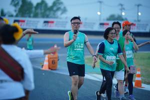 BIB: 71448, 3005, 51077
                            <button type="button" onclick="openModal(10469544)" class="btn btn-primary btn-sm float-right btn-popup" data-toggle="modal" data-target=".modal-high-quality">
                        <i class="fas fa-shopping-cart"></i> Add to Cart
                    </button>
                                            <button type="button" onclick="isThisMe(10469544, true)" class="btn btn-success btn-sm float-right btn-popup btn-isme hidden" data-toggle="tooltip" data-placement="bottom" title="นี่คือรูปของคุณใช่ไหม คลิกที่นี่เพื่อเอาเข้าอัลบั้ม">
                        <i class="fas fa-plus"></i> Add to album
                    </button>
                    <button type="button" onclick="isThisMe(10469544, false)" class="btn btn-warning btn-sm float-right btn-popup btn-isnotme hidden">
                        <i class="fas fa-ban"></i> Remove from album
                    </button>