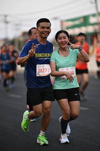 BIB: 28277
                            <button type="button" onclick="openModal(12351640)" class="btn btn-primary btn-sm float-right btn-popup" data-toggle="modal" data-target=".modal-high-quality">
                        <i class="fas fa-shopping-cart"></i> Add to Cart
                    </button>
                                            <button type="button" onclick="isThisMe(12351640, true)" class="btn btn-success btn-sm float-right btn-popup btn-isme hidden" data-toggle="tooltip" data-placement="bottom" title="นี่คือรูปของคุณใช่ไหม คลิกที่นี่เพื่อเอาเข้าอัลบั้ม">
                        <i class="fas fa-plus"></i> Add to album
                    </button>
                    <button type="button" onclick="isThisMe(12351640, false)" class="btn btn-warning btn-sm float-right btn-popup btn-isnotme hidden">
                        <i class="fas fa-ban"></i> Remove from album
                    </button>