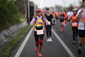 BIB: 29516, 28144
                            <button type="button" onclick="openModal(12350941)" class="btn btn-primary btn-sm float-right btn-popup" data-toggle="modal" data-target=".modal-high-quality">
                        <i class="fas fa-shopping-cart"></i> Add to Cart
                    </button>
                                            <button type="button" onclick="isThisMe(12350941, true)" class="btn btn-success btn-sm float-right btn-popup btn-isme hidden" data-toggle="tooltip" data-placement="bottom" title="นี่คือรูปของคุณใช่ไหม คลิกที่นี่เพื่อเอาเข้าอัลบั้ม">
                        <i class="fas fa-plus"></i> Add to album
                    </button>
                    <button type="button" onclick="isThisMe(12350941, false)" class="btn btn-warning btn-sm float-right btn-popup btn-isnotme hidden">
                        <i class="fas fa-ban"></i> Remove from album
                    </button>