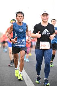 BIB: 40131, 24045
                            <button type="button" onclick="openModal(12346987)" class="btn btn-primary btn-sm float-right btn-popup" data-toggle="modal" data-target=".modal-high-quality">
                        <i class="fas fa-shopping-cart"></i> Add to Cart
                    </button>
                                            <button type="button" onclick="isThisMe(12346987, true)" class="btn btn-success btn-sm float-right btn-popup btn-isme hidden" data-toggle="tooltip" data-placement="bottom" title="นี่คือรูปของคุณใช่ไหม คลิกที่นี่เพื่อเอาเข้าอัลบั้ม">
                        <i class="fas fa-plus"></i> Add to album
                    </button>
                    <button type="button" onclick="isThisMe(12346987, false)" class="btn btn-warning btn-sm float-right btn-popup btn-isnotme hidden">
                        <i class="fas fa-ban"></i> Remove from album
                    </button>