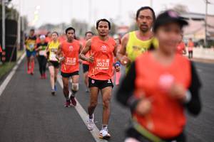 BIB: 7153, 20213
                            <button type="button" onclick="openModal(12363037)" class="btn btn-primary btn-sm float-right btn-popup" data-toggle="modal" data-target=".modal-high-quality">
                        <i class="fas fa-shopping-cart"></i> Add to Cart
                    </button>
                                            <button type="button" onclick="isThisMe(12363037, true)" class="btn btn-success btn-sm float-right btn-popup btn-isme hidden" data-toggle="tooltip" data-placement="bottom" title="นี่คือรูปของคุณใช่ไหม คลิกที่นี่เพื่อเอาเข้าอัลบั้ม">
                        <i class="fas fa-plus"></i> Add to album
                    </button>
                    <button type="button" onclick="isThisMe(12363037, false)" class="btn btn-warning btn-sm float-right btn-popup btn-isnotme hidden">
                        <i class="fas fa-ban"></i> Remove from album
                    </button>