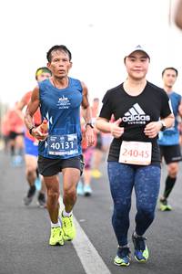 BIB: 40131, 24045
                            <button type="button" onclick="openModal(12346980)" class="btn btn-primary btn-sm float-right btn-popup" data-toggle="modal" data-target=".modal-high-quality">
                        <i class="fas fa-shopping-cart"></i> Add to Cart
                    </button>
                                            <button type="button" onclick="isThisMe(12346980, true)" class="btn btn-success btn-sm float-right btn-popup btn-isme hidden" data-toggle="tooltip" data-placement="bottom" title="นี่คือรูปของคุณใช่ไหม คลิกที่นี่เพื่อเอาเข้าอัลบั้ม">
                        <i class="fas fa-plus"></i> Add to album
                    </button>
                    <button type="button" onclick="isThisMe(12346980, false)" class="btn btn-warning btn-sm float-right btn-popup btn-isnotme hidden">
                        <i class="fas fa-ban"></i> Remove from album
                    </button>
