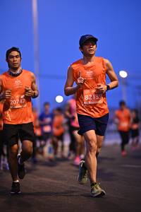 BIB: 20747, 82139
                            <button type="button" onclick="openModal(12361259)" class="btn btn-primary btn-sm float-right btn-popup" data-toggle="modal" data-target=".modal-high-quality">
                        <i class="fas fa-shopping-cart"></i> Add to Cart
                    </button>
                                            <button type="button" onclick="isThisMe(12361259, true)" class="btn btn-success btn-sm float-right btn-popup btn-isme hidden" data-toggle="tooltip" data-placement="bottom" title="นี่คือรูปของคุณใช่ไหม คลิกที่นี่เพื่อเอาเข้าอัลบั้ม">
                        <i class="fas fa-plus"></i> Add to album
                    </button>
                    <button type="button" onclick="isThisMe(12361259, false)" class="btn btn-warning btn-sm float-right btn-popup btn-isnotme hidden">
                        <i class="fas fa-ban"></i> Remove from album
                    </button>