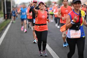 BIB: 23913
                            <button type="button" onclick="openModal(12350988)" class="btn btn-primary btn-sm float-right btn-popup" data-toggle="modal" data-target=".modal-high-quality">
                        <i class="fas fa-shopping-cart"></i> Add to Cart
                    </button>
                                            <button type="button" onclick="isThisMe(12350988, true)" class="btn btn-success btn-sm float-right btn-popup btn-isme hidden" data-toggle="tooltip" data-placement="bottom" title="นี่คือรูปของคุณใช่ไหม คลิกที่นี่เพื่อเอาเข้าอัลบั้ม">
                        <i class="fas fa-plus"></i> Add to album
                    </button>
                    <button type="button" onclick="isThisMe(12350988, false)" class="btn btn-warning btn-sm float-right btn-popup btn-isnotme hidden">
                        <i class="fas fa-ban"></i> Remove from album
                    </button>