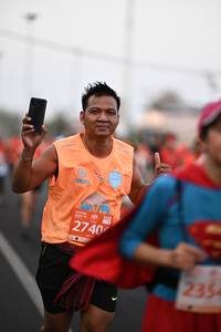 BIB: 2740, 2354
                            <button type="button" onclick="openModal(12351071)" class="btn btn-primary btn-sm float-right btn-popup" data-toggle="modal" data-target=".modal-high-quality">
                        <i class="fas fa-shopping-cart"></i> Add to Cart
                    </button>
                                            <button type="button" onclick="isThisMe(12351071, true)" class="btn btn-success btn-sm float-right btn-popup btn-isme hidden" data-toggle="tooltip" data-placement="bottom" title="นี่คือรูปของคุณใช่ไหม คลิกที่นี่เพื่อเอาเข้าอัลบั้ม">
                        <i class="fas fa-plus"></i> Add to album
                    </button>
                    <button type="button" onclick="isThisMe(12351071, false)" class="btn btn-warning btn-sm float-right btn-popup btn-isnotme hidden">
                        <i class="fas fa-ban"></i> Remove from album
                    </button>