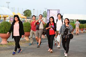 BIB: 16591, 
                            <button type="button" onclick="openModal(12273927)" class="btn btn-primary btn-sm float-right btn-popup" data-toggle="modal" data-target=".modal-high-quality">
                        <i class="fas fa-shopping-cart"></i> Add to Cart
                    </button>
                                            <button type="button" onclick="isThisMe(12273927, true)" class="btn btn-success btn-sm float-right btn-popup btn-isme hidden" data-toggle="tooltip" data-placement="bottom" title="นี่คือรูปของคุณใช่ไหม คลิกที่นี่เพื่อเอาเข้าอัลบั้ม">
                        <i class="fas fa-plus"></i> Add to album
                    </button>
                    <button type="button" onclick="isThisMe(12273927, false)" class="btn btn-warning btn-sm float-right btn-popup btn-isnotme hidden">
                        <i class="fas fa-ban"></i> Remove from album
                    </button>