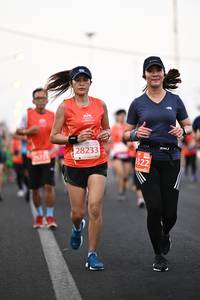 BIB: 28233, 322
                            <button type="button" onclick="openModal(12352214)" class="btn btn-primary btn-sm float-right btn-popup" data-toggle="modal" data-target=".modal-high-quality">
                        <i class="fas fa-shopping-cart"></i> Add to Cart
                    </button>
                                            <button type="button" onclick="isThisMe(12352214, true)" class="btn btn-success btn-sm float-right btn-popup btn-isme hidden" data-toggle="tooltip" data-placement="bottom" title="นี่คือรูปของคุณใช่ไหม คลิกที่นี่เพื่อเอาเข้าอัลบั้ม">
                        <i class="fas fa-plus"></i> Add to album
                    </button>
                    <button type="button" onclick="isThisMe(12352214, false)" class="btn btn-warning btn-sm float-right btn-popup btn-isnotme hidden">
                        <i class="fas fa-ban"></i> Remove from album
                    </button>
