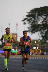 BIB: 25918, 20096
                            <button type="button" onclick="openModal(10658162)" class="btn btn-primary btn-sm float-right btn-popup" data-toggle="modal" data-target=".modal-high-quality">
                        <i class="fas fa-shopping-cart"></i> Add to Cart
                    </button>
                                            <button type="button" onclick="isThisMe(10658162, true)" class="btn btn-success btn-sm float-right btn-popup btn-isme hidden" data-toggle="tooltip" data-placement="bottom" title="นี่คือรูปของคุณใช่ไหม คลิกที่นี่เพื่อเอาเข้าอัลบั้ม">
                        <i class="fas fa-plus"></i> Add to album
                    </button>
                    <button type="button" onclick="isThisMe(10658162, false)" class="btn btn-warning btn-sm float-right btn-popup btn-isnotme hidden">
                        <i class="fas fa-ban"></i> Remove from album
                    </button>