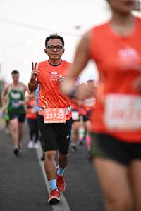 BIB: 25725
                            <button type="button" onclick="openModal(12352230)" class="btn btn-primary btn-sm float-right btn-popup" data-toggle="modal" data-target=".modal-high-quality">
                        <i class="fas fa-shopping-cart"></i> Add to Cart
                    </button>
                                            <button type="button" onclick="isThisMe(12352230, true)" class="btn btn-success btn-sm float-right btn-popup btn-isme hidden" data-toggle="tooltip" data-placement="bottom" title="นี่คือรูปของคุณใช่ไหม คลิกที่นี่เพื่อเอาเข้าอัลบั้ม">
                        <i class="fas fa-plus"></i> Add to album
                    </button>
                    <button type="button" onclick="isThisMe(12352230, false)" class="btn btn-warning btn-sm float-right btn-popup btn-isnotme hidden">
                        <i class="fas fa-ban"></i> Remove from album
                    </button>