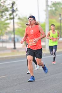 BIB: 2054
                            <button type="button" onclick="openModal(10847161)" class="btn btn-primary btn-sm float-right btn-popup" data-toggle="modal" data-target=".modal-high-quality">
                        <i class="fas fa-shopping-cart"></i> Add to Cart
                    </button>
                                            <button type="button" onclick="isThisMe(10847161, true)" class="btn btn-success btn-sm float-right btn-popup btn-isme hidden" data-toggle="tooltip" data-placement="bottom" title="นี่คือรูปของคุณใช่ไหม คลิกที่นี่เพื่อเอาเข้าอัลบั้ม">
                        <i class="fas fa-plus"></i> Add to album
                    </button>
                    <button type="button" onclick="isThisMe(10847161, false)" class="btn btn-warning btn-sm float-right btn-popup btn-isnotme hidden">
                        <i class="fas fa-ban"></i> Remove from album
                    </button>