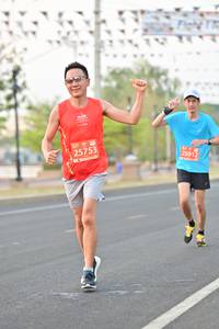 BIB: 25753, 25912
                            <button type="button" onclick="openModal(10901142)" class="btn btn-primary btn-sm float-right btn-popup" data-toggle="modal" data-target=".modal-high-quality">
                        <i class="fas fa-shopping-cart"></i> Add to Cart
                    </button>
                                            <button type="button" onclick="isThisMe(10901142, true)" class="btn btn-success btn-sm float-right btn-popup btn-isme hidden" data-toggle="tooltip" data-placement="bottom" title="นี่คือรูปของคุณใช่ไหม คลิกที่นี่เพื่อเอาเข้าอัลบั้ม">
                        <i class="fas fa-plus"></i> Add to album
                    </button>
                    <button type="button" onclick="isThisMe(10901142, false)" class="btn btn-warning btn-sm float-right btn-popup btn-isnotme hidden">
                        <i class="fas fa-ban"></i> Remove from album
                    </button>