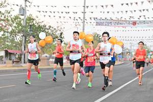 BIB: 25739, 
                            <button type="button" onclick="openModal(10673735)" class="btn btn-primary btn-sm float-right btn-popup" data-toggle="modal" data-target=".modal-high-quality">
                        <i class="fas fa-shopping-cart"></i> Add to Cart
                    </button>
                                            <button type="button" onclick="isThisMe(10673735, true)" class="btn btn-success btn-sm float-right btn-popup btn-isme hidden" data-toggle="tooltip" data-placement="bottom" title="นี่คือรูปของคุณใช่ไหม คลิกที่นี่เพื่อเอาเข้าอัลบั้ม">
                        <i class="fas fa-plus"></i> Add to album
                    </button>
                    <button type="button" onclick="isThisMe(10673735, false)" class="btn btn-warning btn-sm float-right btn-popup btn-isnotme hidden">
                        <i class="fas fa-ban"></i> Remove from album
                    </button>